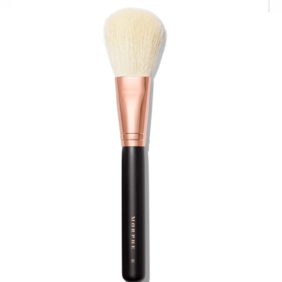 🌺Morphe Powder Deluxe Brush - Picture 1 of 2